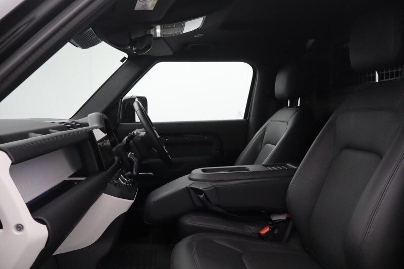 Used Land Rover Defender 2025 for sale - 78108860: Photo 3