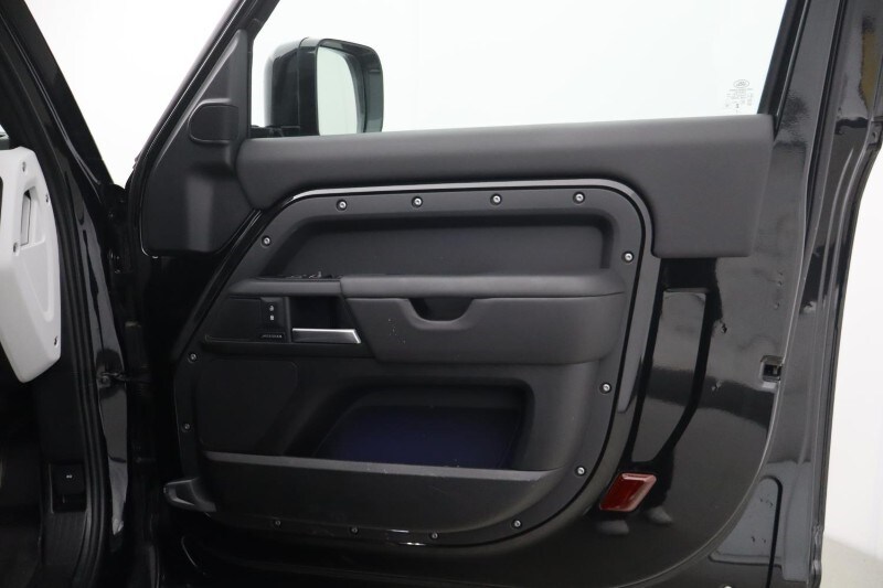 Used Land Rover Defender 2025 for sale - 78108860: Photo 35