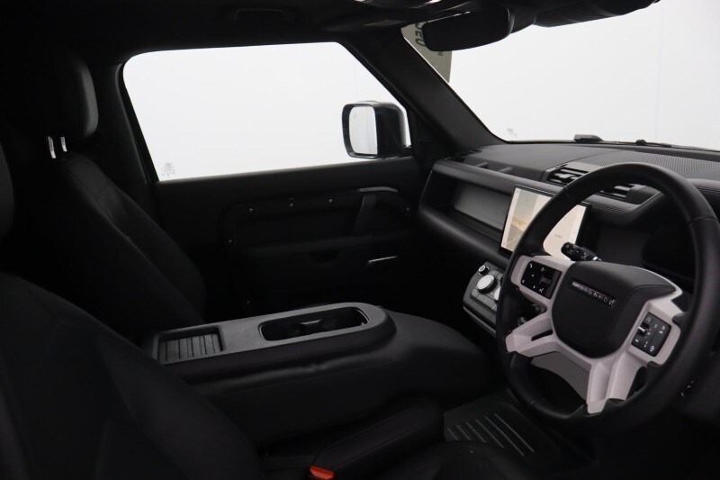 Used Land Rover Defender 2025 for sale - 78108860: Photo 37