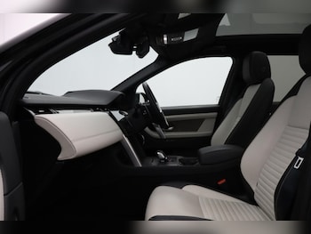 Used Land Rover Discovery Sport 2024 for sale - 78339853: Photo