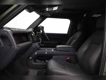 Used Land Rover Defender 2026 for sale - 79186319: Photo
