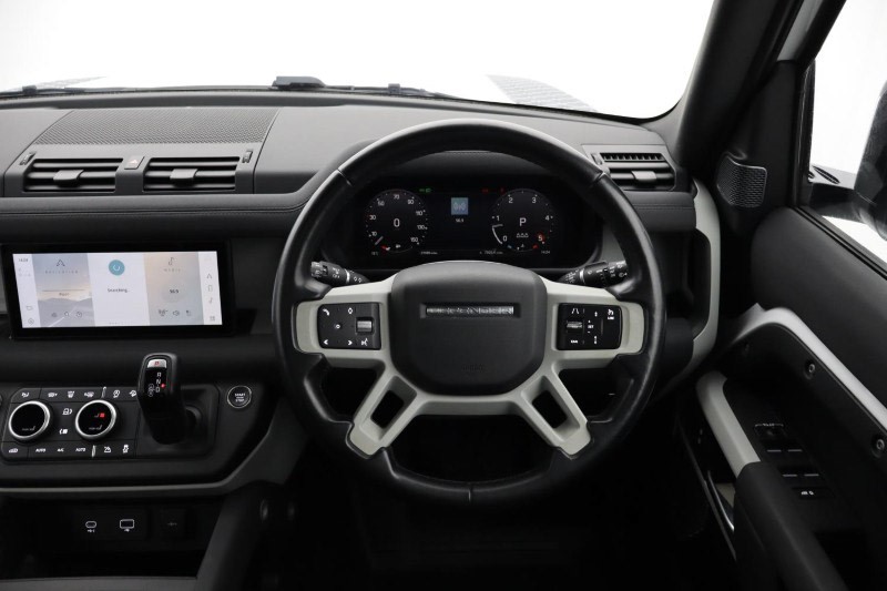 Used Land Rover Defender 2022 for sale - 76982021: Photo 15