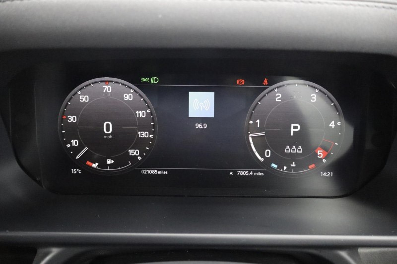 Used Land Rover Defender 2022 for sale - 76982021: Photo 16