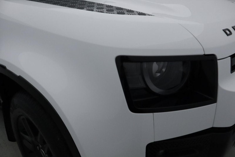 Used Land Rover Defender 2022 for sale - 76982021: Photo 17