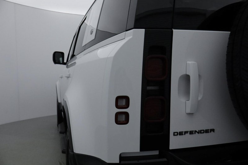Used Land Rover Defender 2022 for sale - 76982021: Photo 19