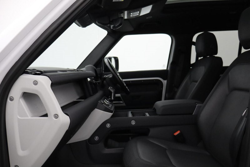 Used Land Rover Defender 2022 for sale - 76982021: Photo 3