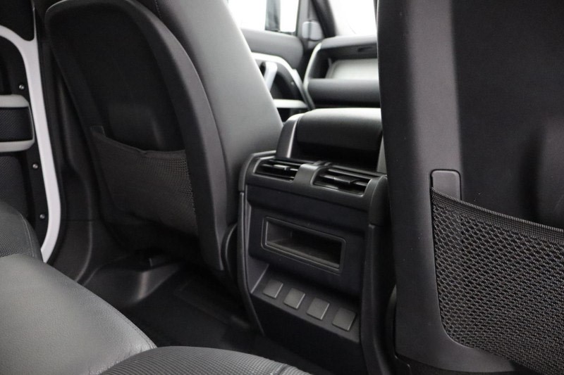 Used Land Rover Defender 2022 for sale - 76982021: Photo 33