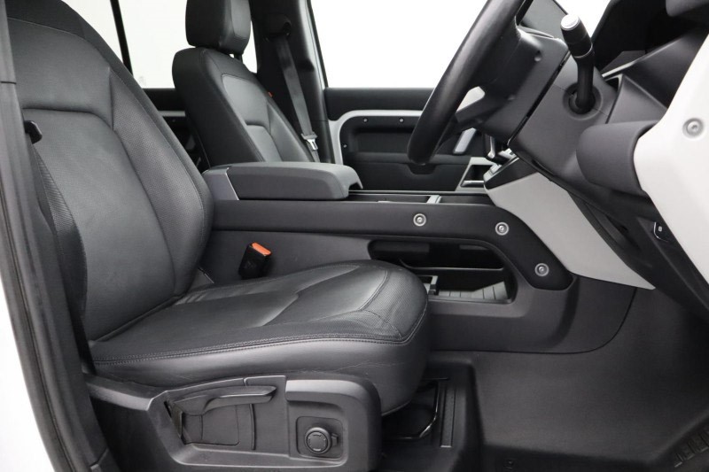 Used Land Rover Defender 2022 for sale - 76982021: Photo 36
