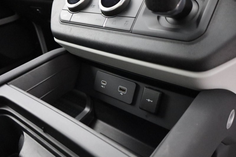 Used Land Rover Defender 2022 for sale - 76982021: Photo 54