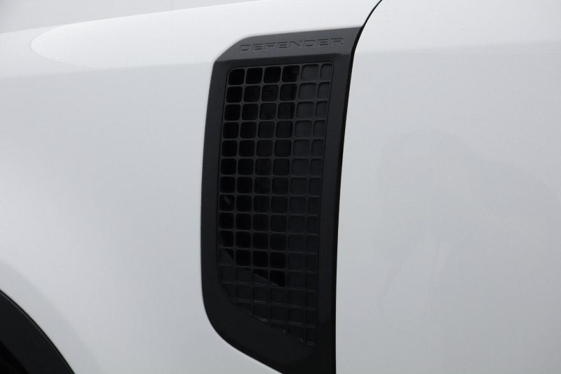 Used Land Rover Defender 2022 for sale - 76982021: Photo 61