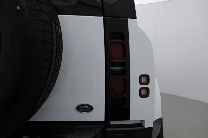 Used Land Rover Defender 2022 for sale - 76982021: Photo 65