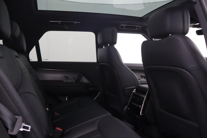 Used Land Rover Range Rover Sport 2025 for sale - 78199120: Photo 31