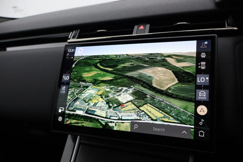 Used Land Rover Range Rover Velar 2025 for sale - 76981440: Photo 11