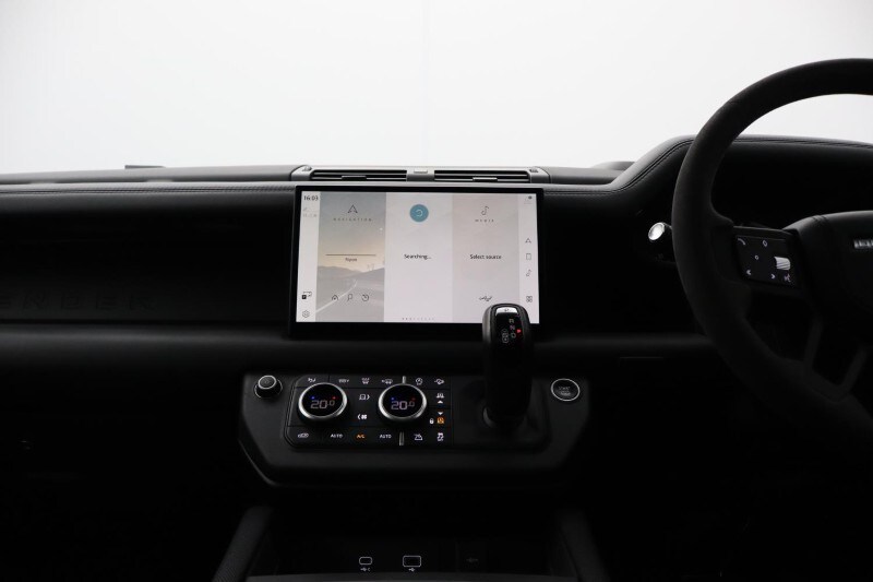 Used Land Rover Defender 2022 for sale - 77813038: Photo 14