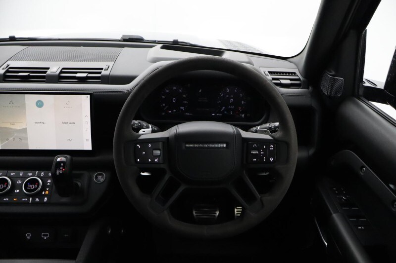 Used Land Rover Defender 2022 for sale - 77813038: Photo 15