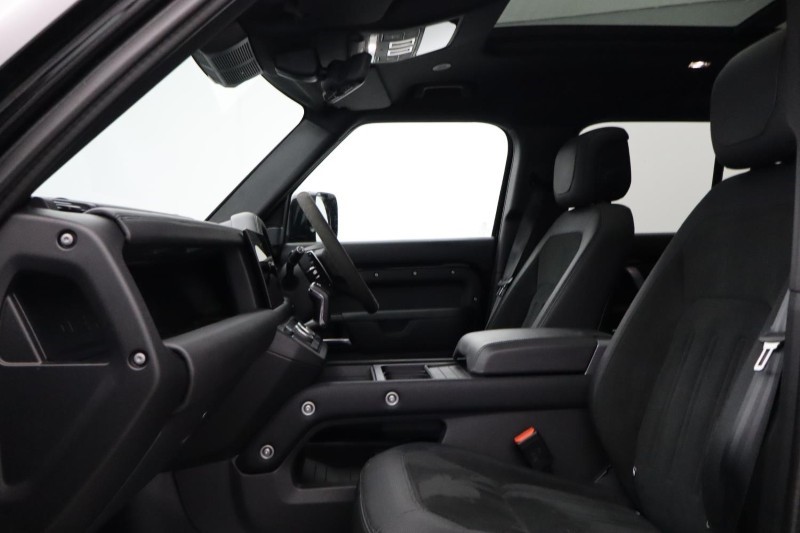 Used Land Rover Defender 2022 for sale - 77813038: Photo 3