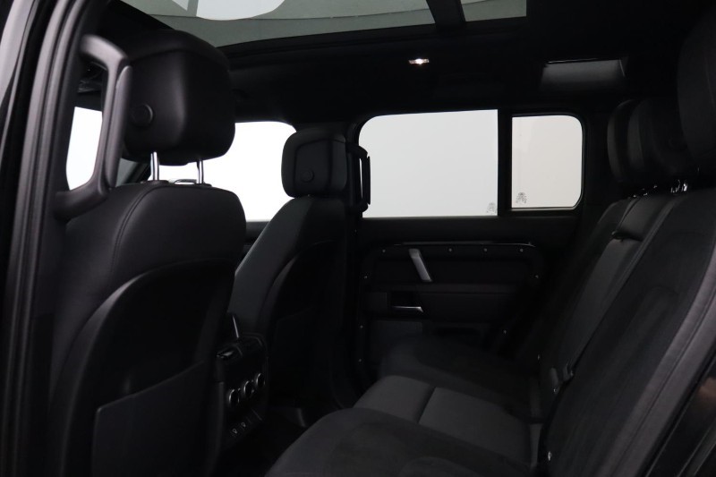 Used Land Rover Defender 2022 for sale - 77813038: Photo 4