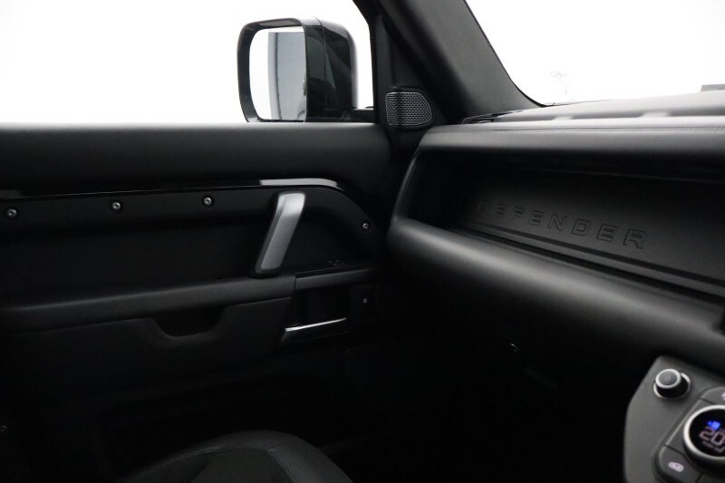 Used Land Rover Defender 2022 for sale - 77813038: Photo 61