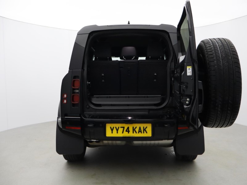 Used Land Rover Defender 2024 for sale - 77762971: Photo 10