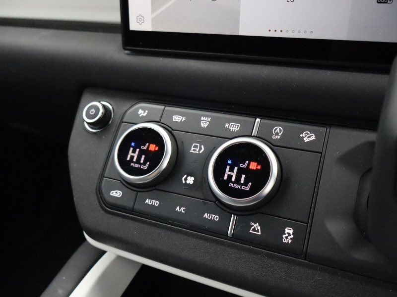 Used Land Rover Defender 2024 for sale - 77762971: Photo 18