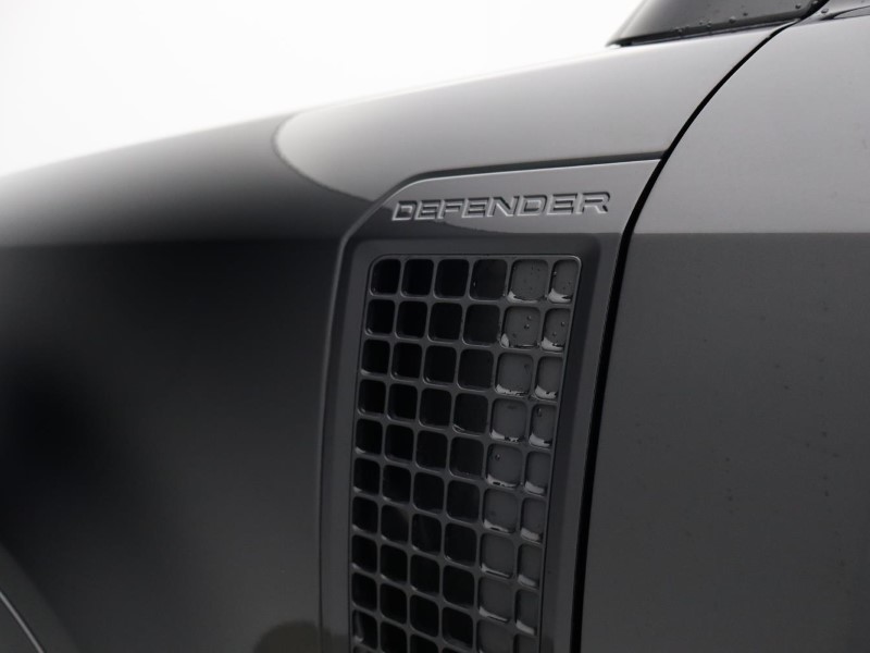 Used Land Rover Defender 2024 for sale - 77762971: Photo 20