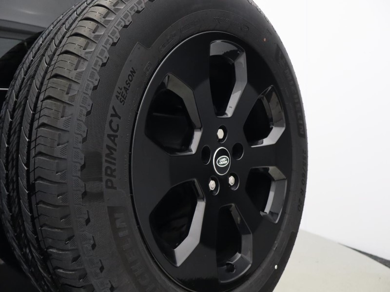 Used Land Rover Defender 2024 for sale - 77762971: Photo 26