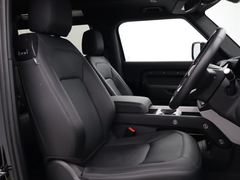 Used Land Rover Defender 2024 for sale - 77762971: Photo 34
