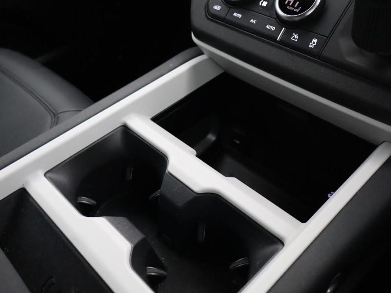 Used Land Rover Defender 2024 for sale - 77762971: Photo 43