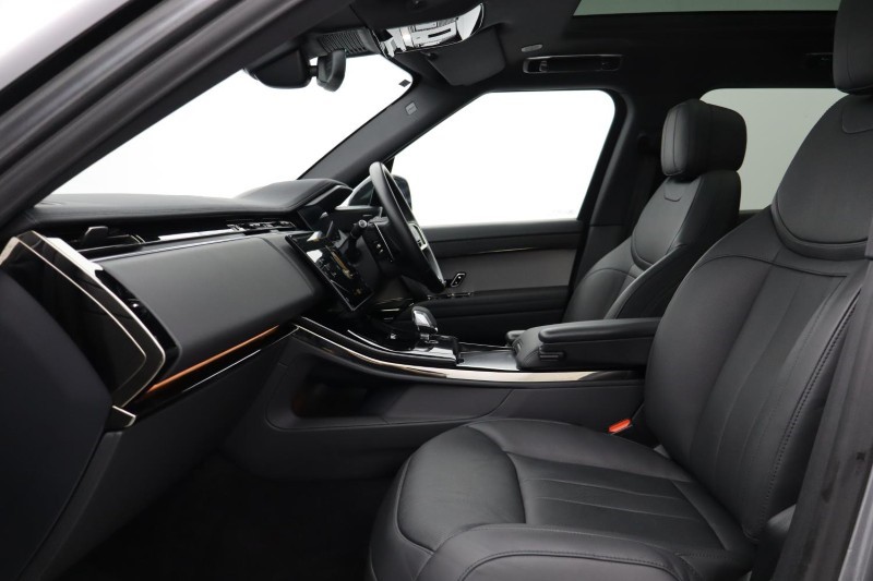 Used Land Rover Range Rover Sport 2023 for sale - 76982468: Photo 3