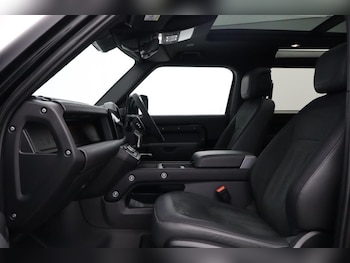 Used Land Rover Defender 2022 for sale - 78565051: Photo