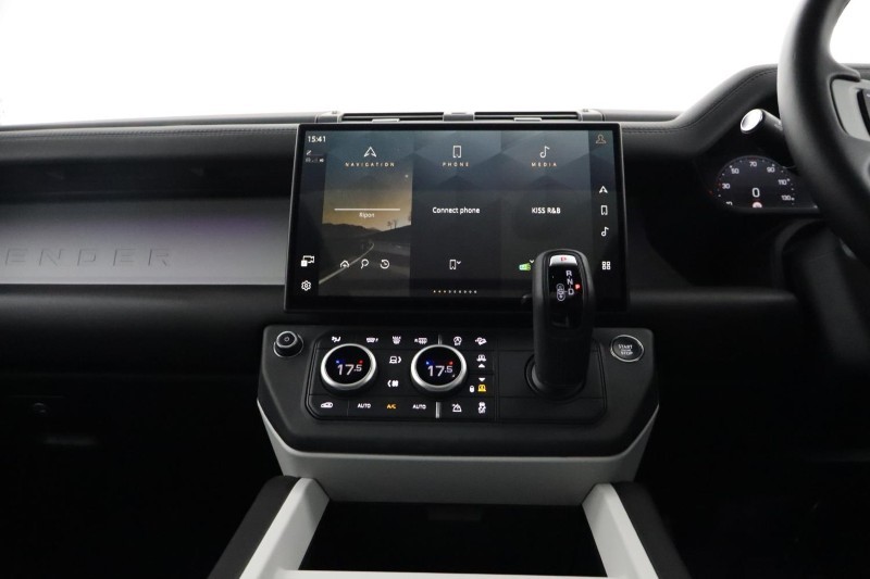 Used Land Rover Defender 2025 for sale - 77965435: Photo 14