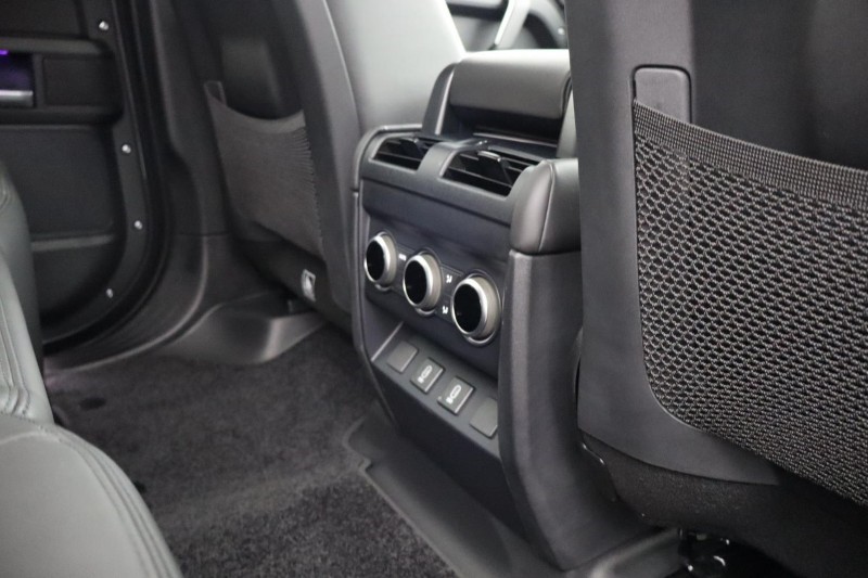 Used Land Rover Defender 2025 for sale - 77965435: Photo 18