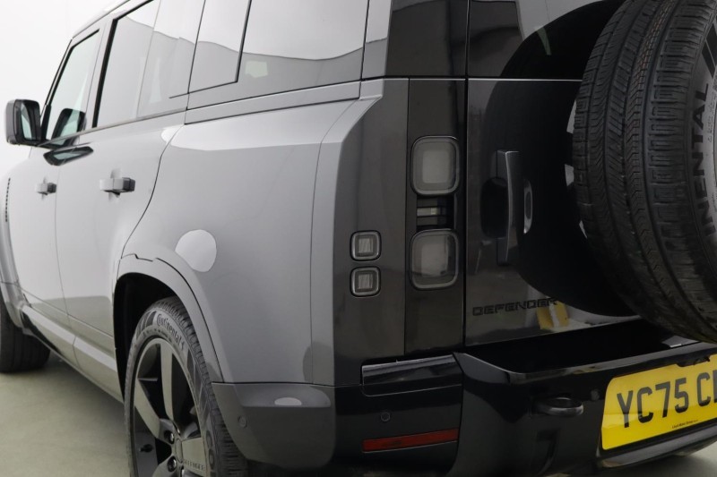 Used Land Rover Defender 2025 for sale - 77965435: Photo 19