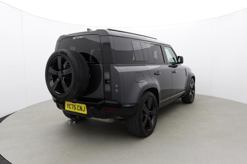 Used Land Rover Defender 2025 for sale - 77965435: Photo 23