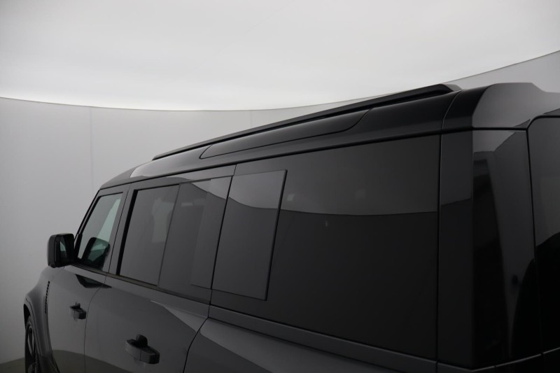 Used Land Rover Defender 2025 for sale - 77965435: Photo 26