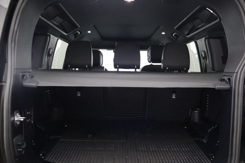 Used Land Rover Defender 2025 for sale - 77965435: Photo 31
