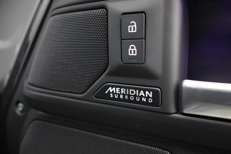 Used Land Rover Defender 2025 for sale - 77965435: Photo 42