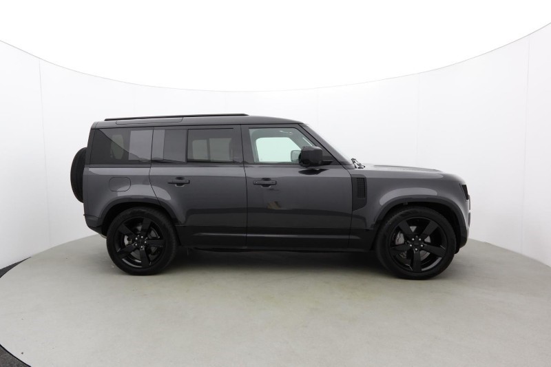 Used Land Rover Defender 2025 for sale - 77965435: Photo 5