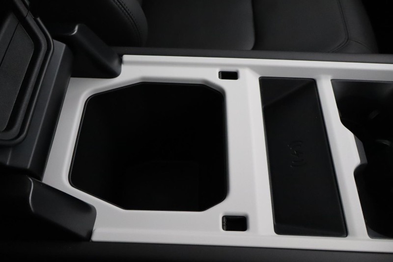 Used Land Rover Defender 2025 for sale - 77965435: Photo 56