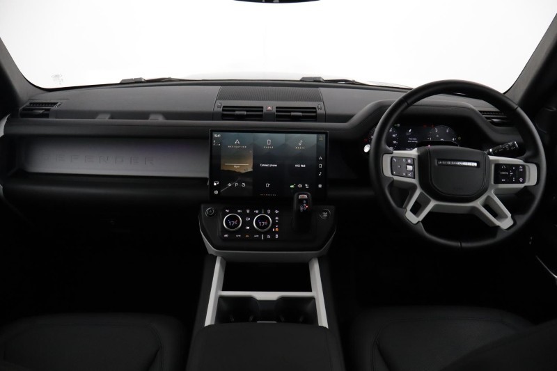 Used Land Rover Defender 2025 for sale - 77965435: Photo 9