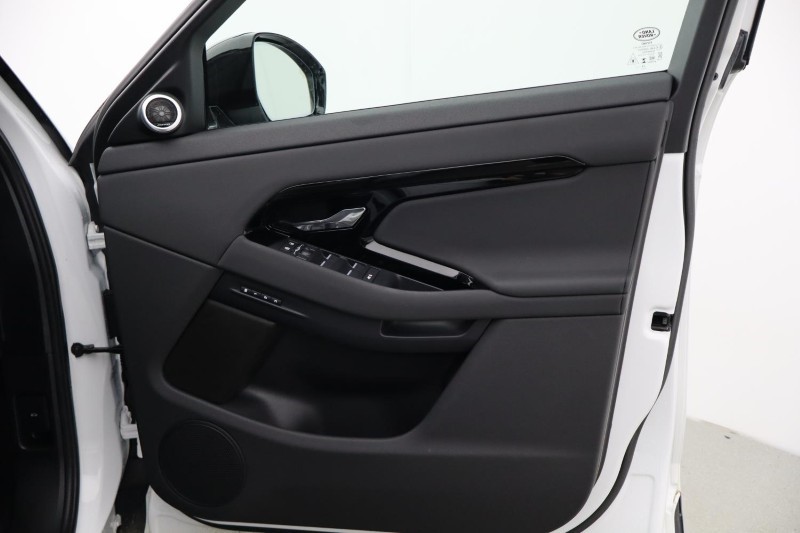 Used Land Rover Range Rover Evoque 2025 for sale - 77819274: Photo 35