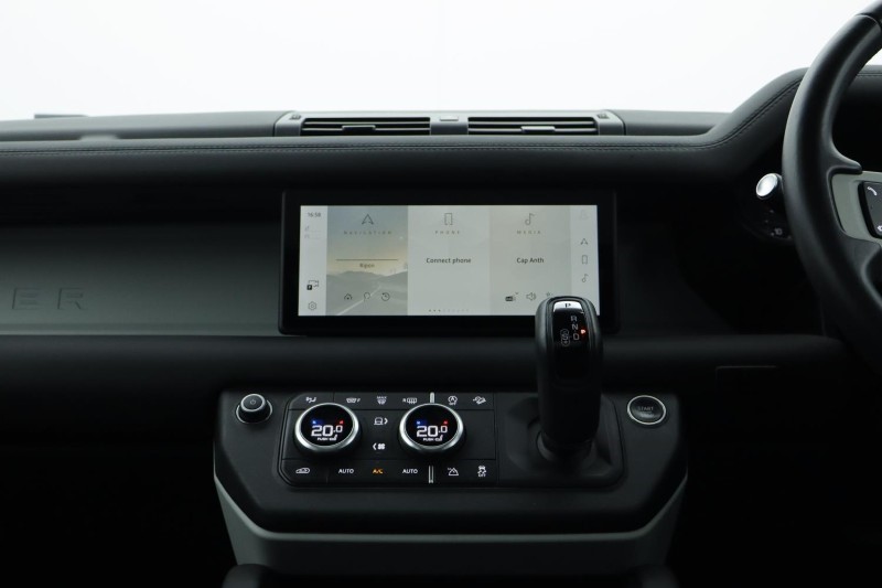 Used Land Rover Defender 2024 for sale - 77532252: Photo 14