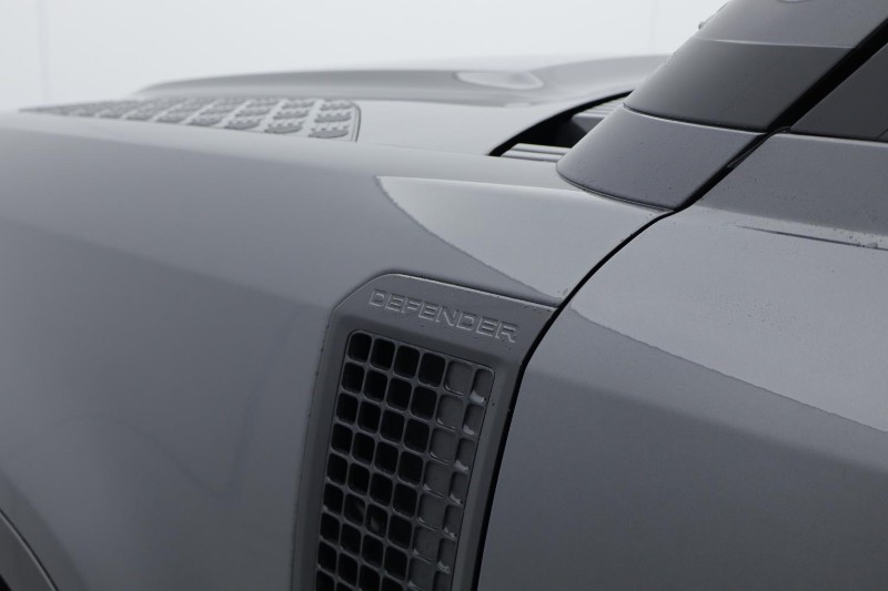 Used Land Rover Defender 2024 for sale - 77532252: Photo 20