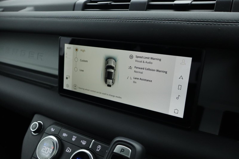 Used Land Rover Defender 2024 for sale - 77532252: Photo 43