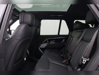 Used Land Rover Range Rover 2024 for sale - 79053872: Photo