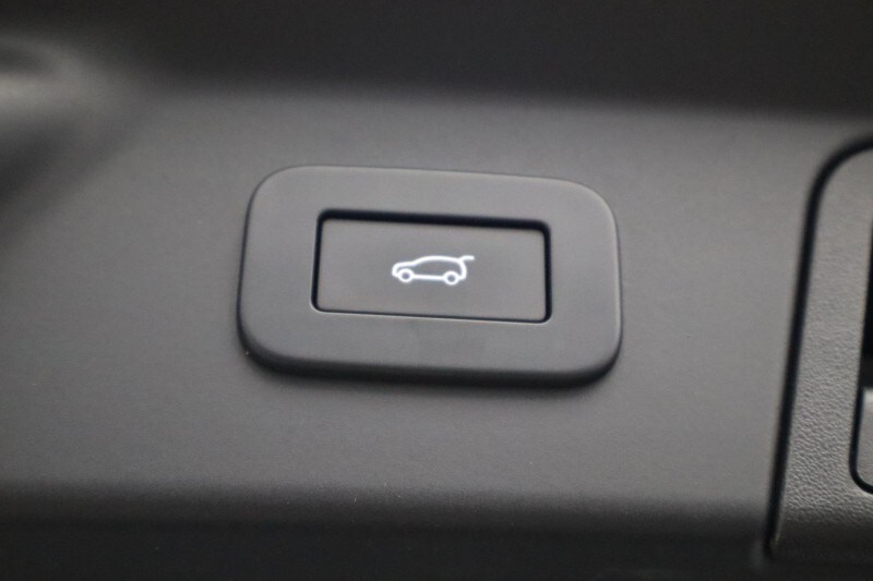 Used Land Rover Range Rover Velar 2023 for sale - 78176001: Photo 29