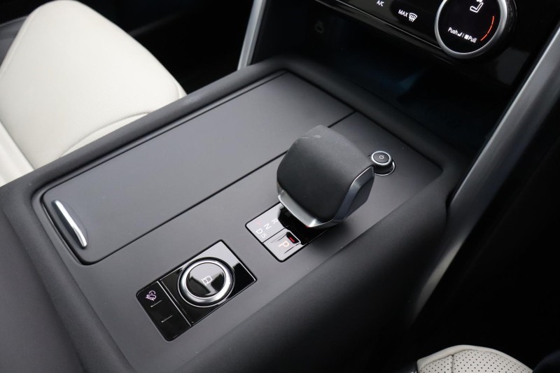 Used Land Rover Discovery 2025 for sale - 77918092: Photo 13