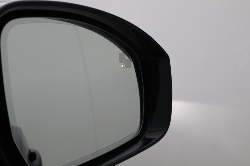 Used Land Rover Discovery 2025 for sale - 77918092: Photo 35