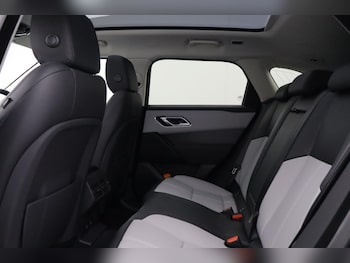 Used Land Rover Range Rover Velar 2025 for sale - 78442454: Photo