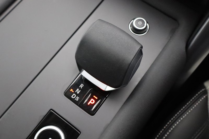 Used Land Rover Discovery 2025 for sale - 77300600: Photo 12